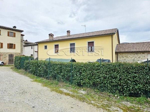 appartamento in vendita ad Umbertide in zona Mita