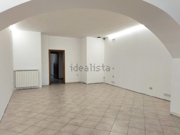 appartamento in vendita ad Umbertide in zona Pierantonio