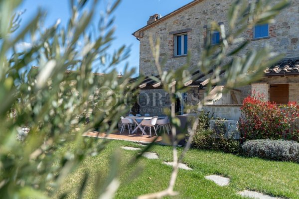 appartamento in vendita ad Umbertide in zona Niccone