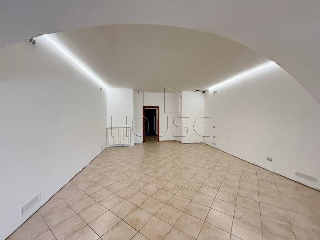 appartamento in vendita ad Umbertide in zona Pierantonio