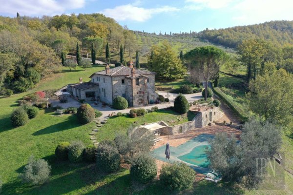 casa indipendente in vendita ad Umbertide in zona Niccone