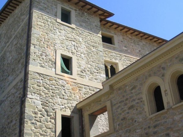 locale commerciale in vendita ad Umbertide in zona Preggio