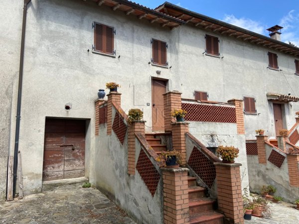 quadrivano in vendita ad Umbertide
