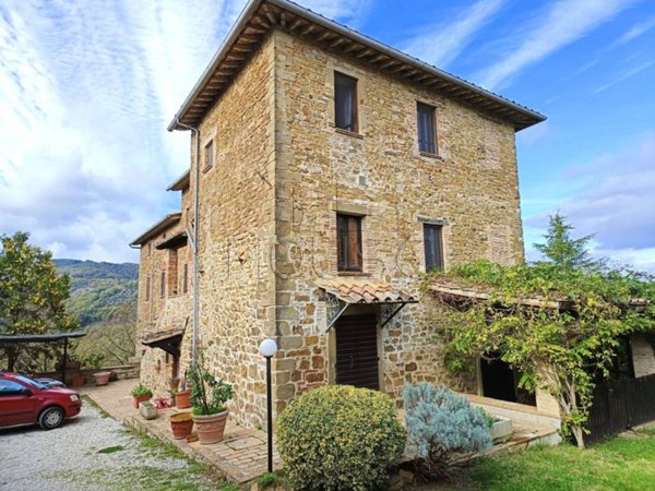 negozio in vendita ad Umbertide