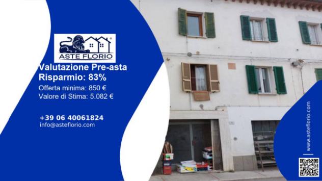 locale commerciale in vendita ad Umbertide in zona Pierantonio