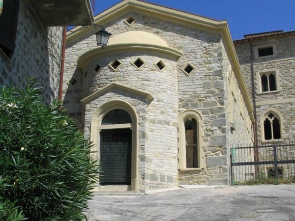 intera palazzina in vendita ad Umbertide in zona Preggio