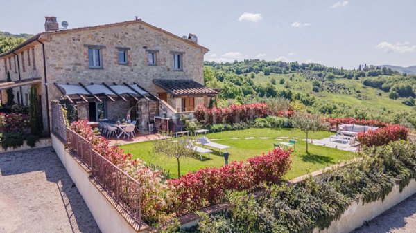 casa indipendente in vendita ad Umbertide in zona Niccone