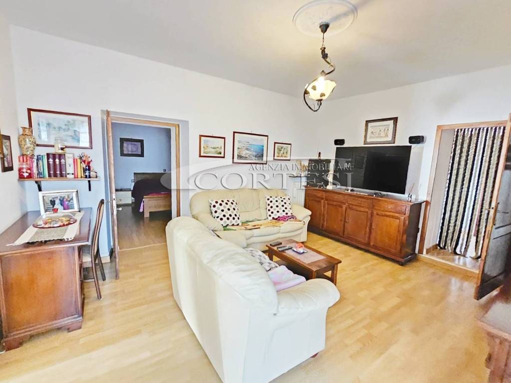 appartamento in vendita ad Umbertide in zona Montecastelli