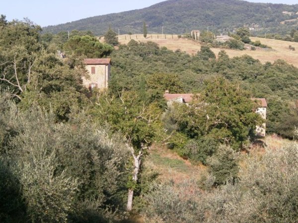appartamento in vendita ad Umbertide in zona Preggio