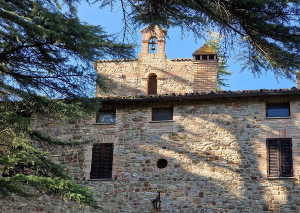 casa indipendente in vendita ad Umbertide in zona Niccone