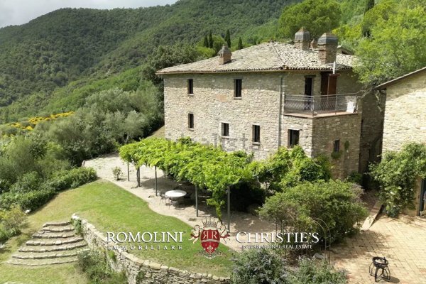 casa indipendente in vendita ad Umbertide in zona Badia