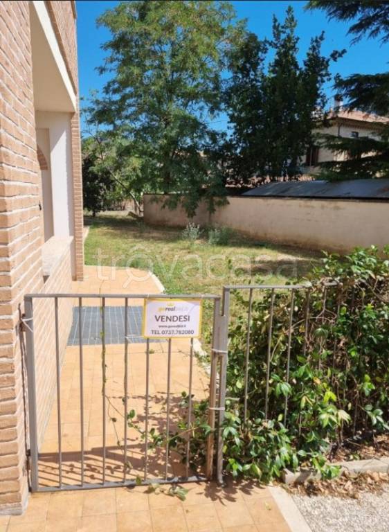 appartamento in vendita ad Umbertide in zona Pierantonio