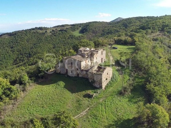 casa indipendente in vendita ad Umbertide in zona Niccone