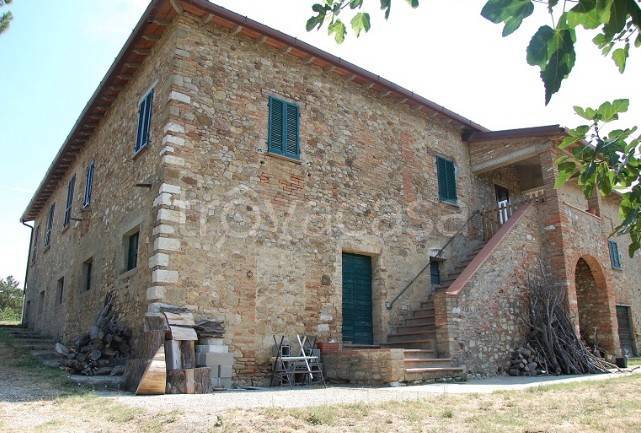 casa indipendente in vendita ad Umbertide in zona Badia