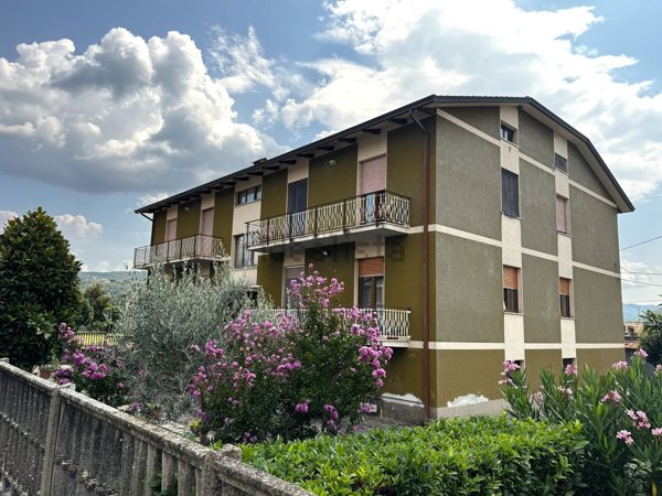 appartamento in vendita ad Umbertide in zona Spedalicchio