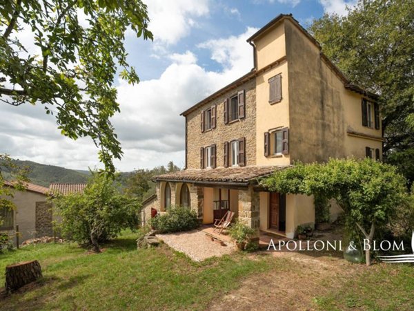casa indipendente in vendita ad Umbertide in zona Niccone