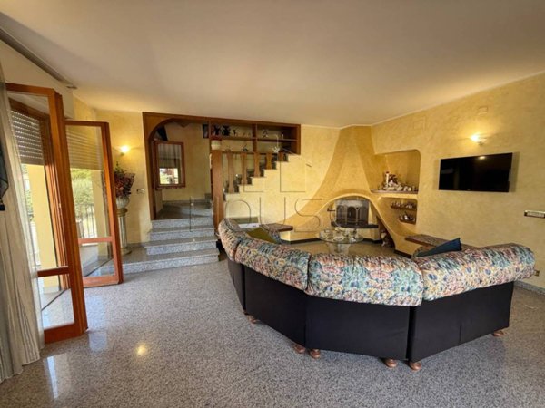 casa indipendente in vendita ad Umbertide