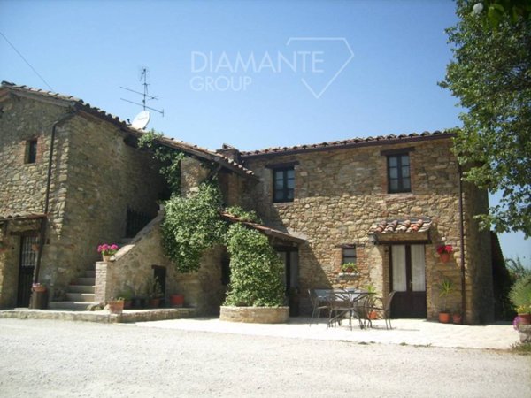 intera palazzina in vendita ad Umbertide