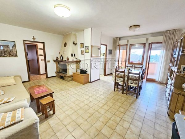 appartamento in vendita ad Umbertide in zona Pierantonio