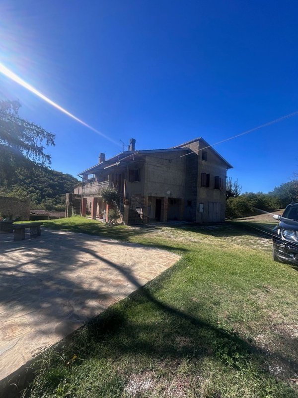 casale in vendita ad Umbertide in zona Niccone