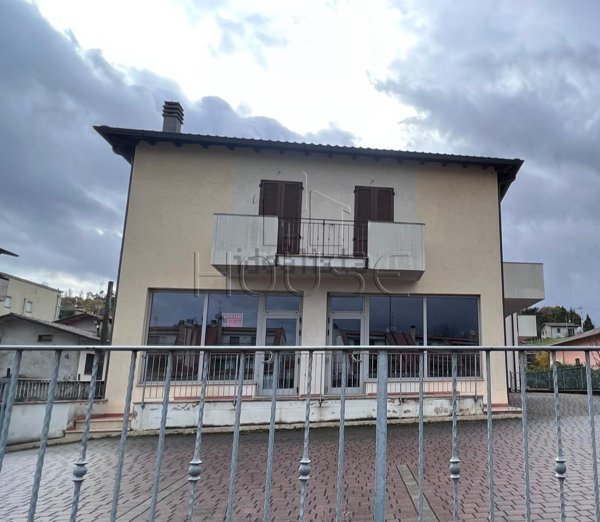 ufficio in vendita ad Umbertide