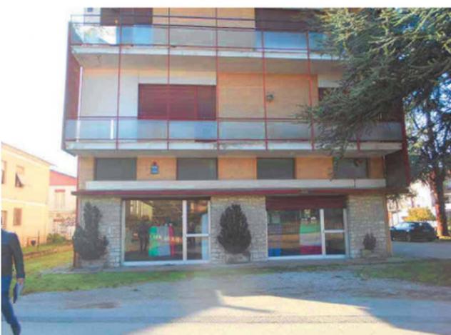 locale commerciale in vendita ad Umbertide