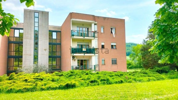 appartamento in vendita ad Umbertide in zona Niccone