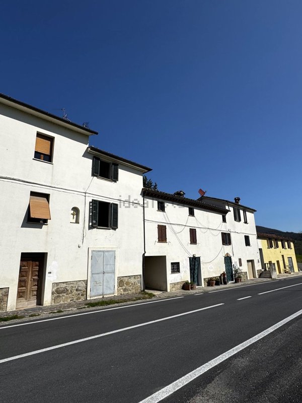 appartamento in vendita ad Umbertide in zona Molino Vitelli