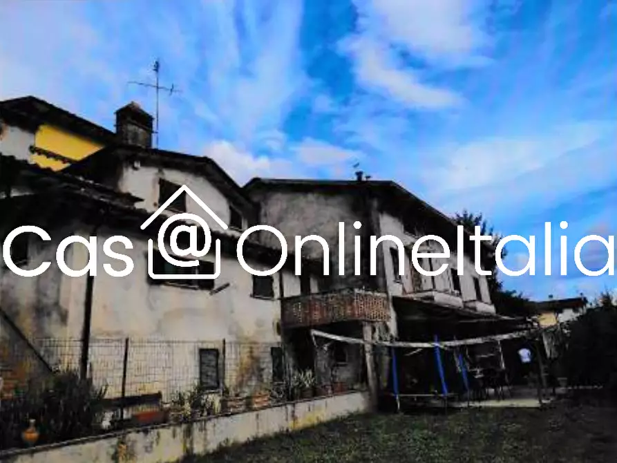 appartamento in vendita ad Umbertide in zona Pierantonio