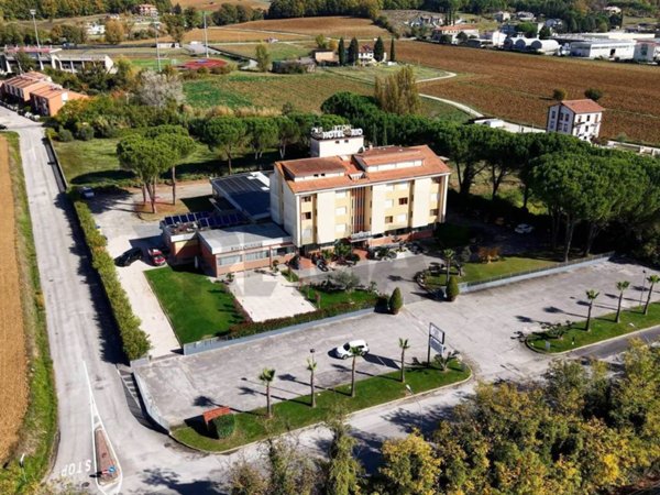 intera palazzina in vendita ad Umbertide