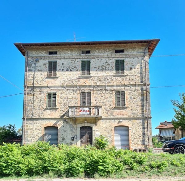 casa indipendente in vendita ad Umbertide in zona Montecastelli