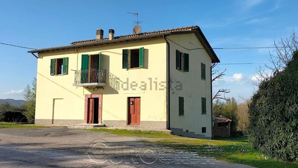 casa indipendente in vendita ad Umbertide in zona Montecastelli