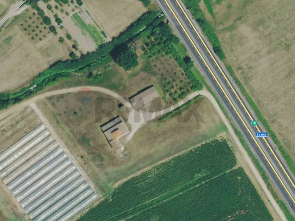 casa indipendente in vendita ad Umbertide in zona Pierantonio