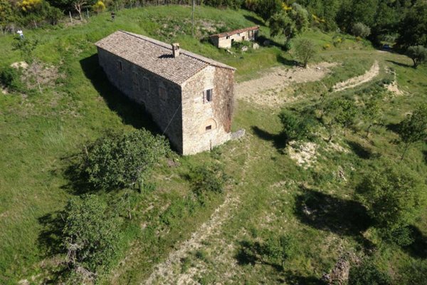 casa indipendente in vendita ad Umbertide in zona Pierantonio