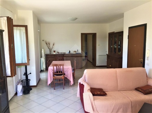 appartamento in vendita ad Umbertide in zona Pierantonio