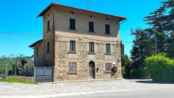 casa indipendente in vendita ad Umbertide in zona Montecastelli