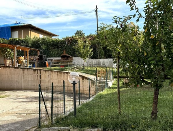 casa semindipendente in vendita ad Umbertide