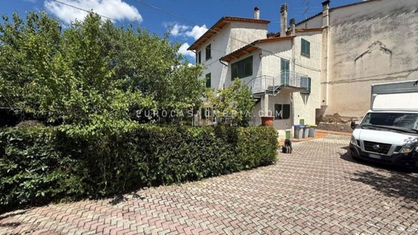 casa indipendente in vendita ad Umbertide