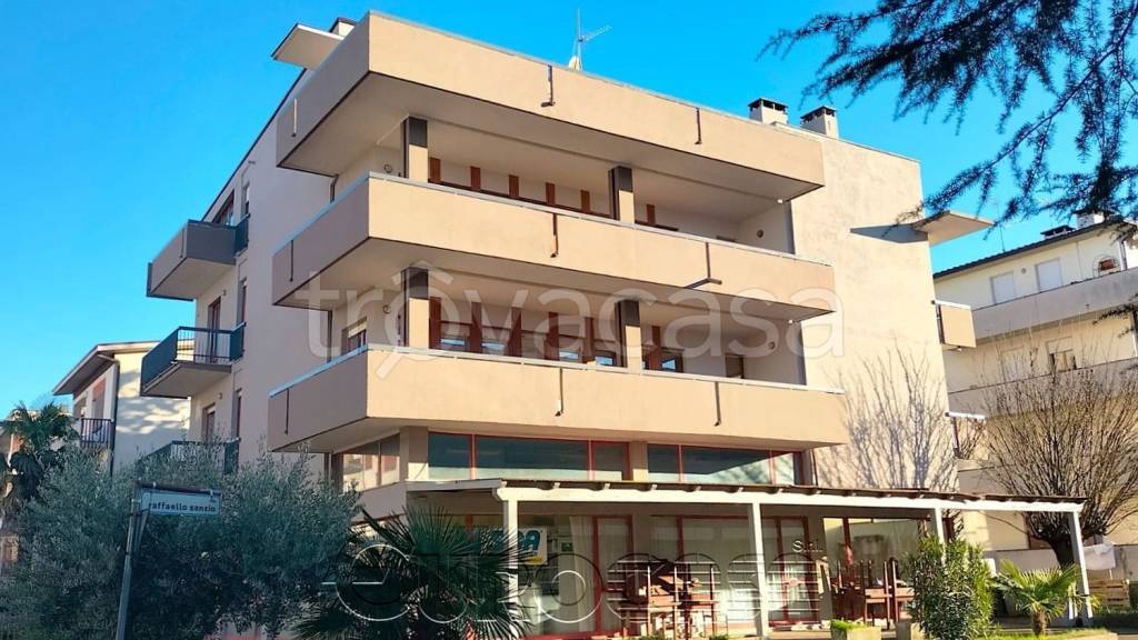 appartamento in vendita ad Umbertide in zona Pierantonio