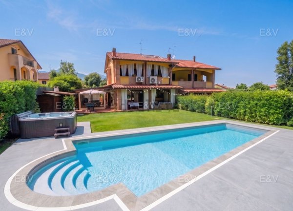casa indipendente in vendita ad Umbertide