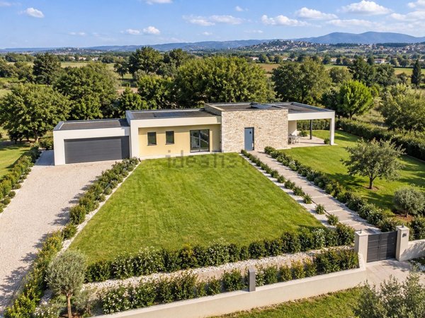 casa indipendente in vendita ad Umbertide