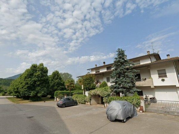 locale commerciale in vendita ad Umbertide