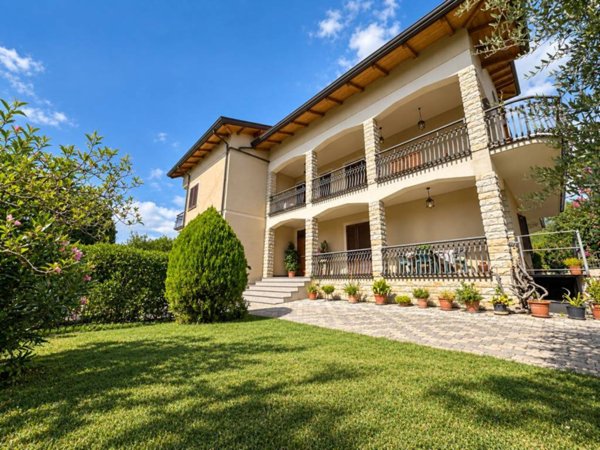 casa indipendente in vendita ad Umbertide