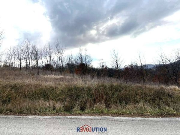 terreno in vendita ad Umbertide in zona Molino Vitelli