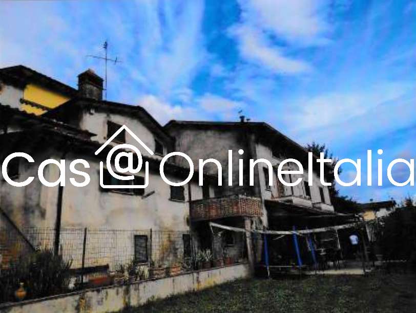 appartamento in vendita ad Umbertide in zona Pierantonio