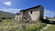 esavano in vendita a Valfabbrica
