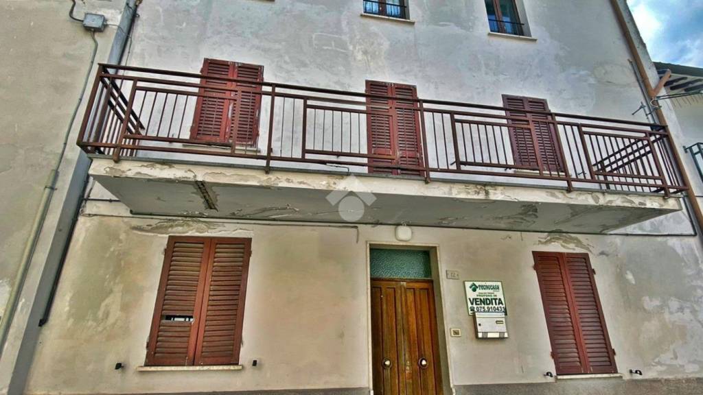 appartamento in vendita a Valfabbrica in zona Casacastalda