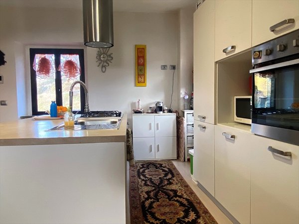 casa indipendente in vendita a Valfabbrica in zona Casacastalda