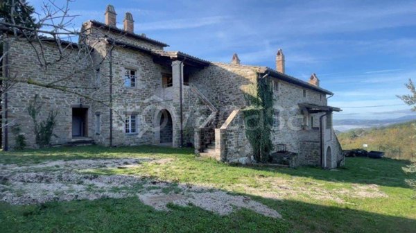 rudere in vendita a Valfabbrica