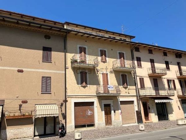 casa indipendente in vendita a Valfabbrica
